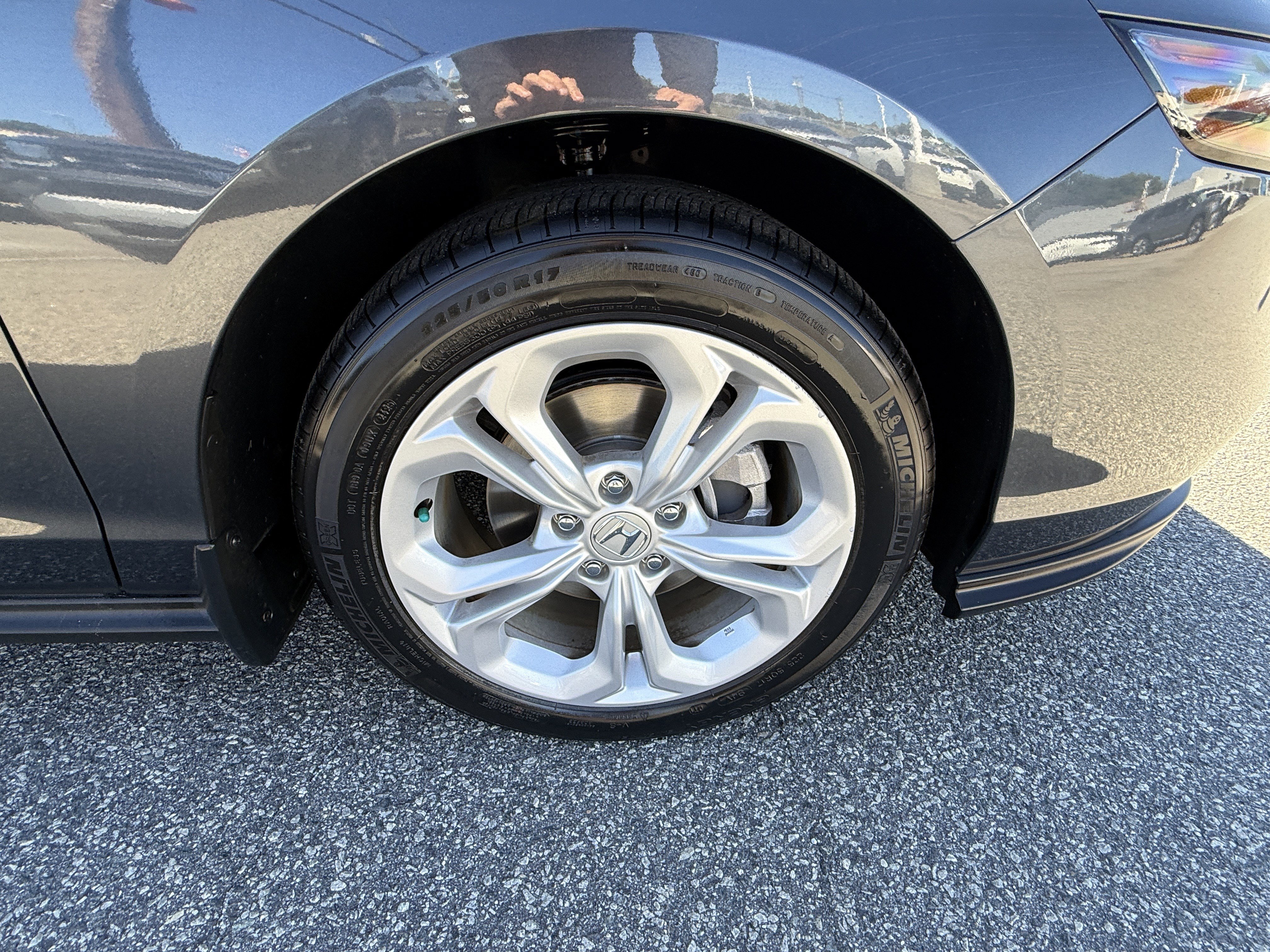 Used 2025 Honda Accord LX image 13