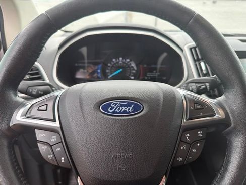 Used 2020 Ford Edge SEL w/ Convenience Package AWD/4WD image 16