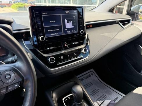Used 2022 Toyota Corolla SE FWD image 25