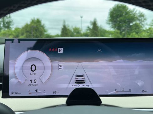 New 2026 Genesis GV70 2.5T Advanced AWD/4WD image 26