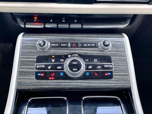 Used 2022 Lincoln Aviator Black Label w/ Dynamic Handling Package image 35