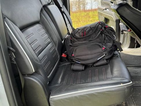 Used 2024 GMC Sierra 2500 AT4X image 10