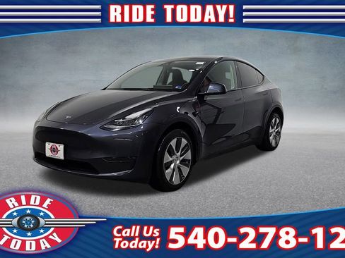 Used 2023 Tesla Model Y Long Range image 1