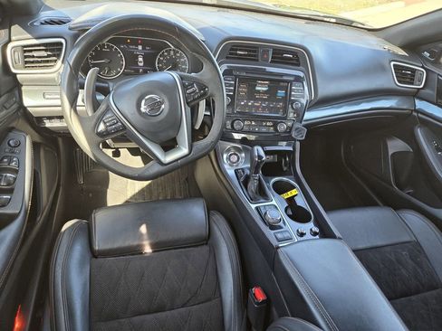 Used 2020 Nissan Maxima SR w/ Sport Mat Group FWD image 23