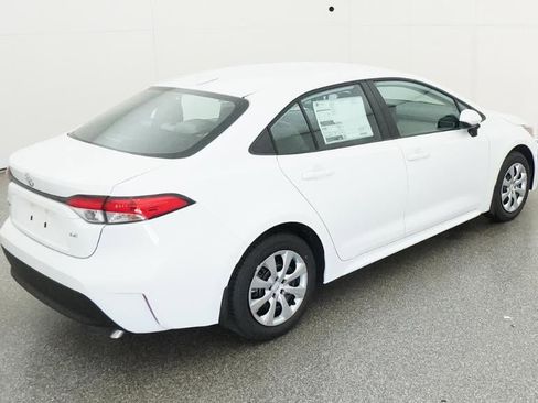 New 2026 Toyota Corolla LE image 9