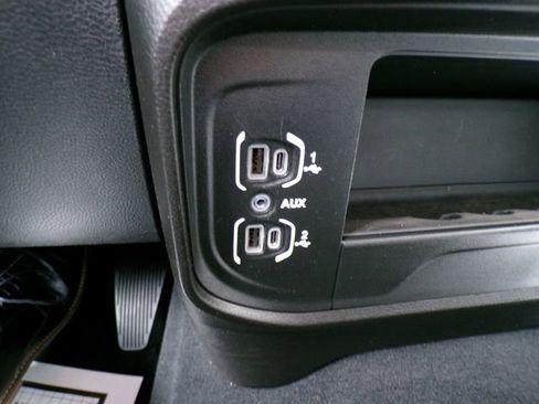 Used 2024 RAM 3500 Big Horn image 27