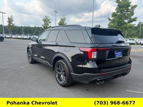 Used 2025 Ford Explorer ST AWD/4WD image 5