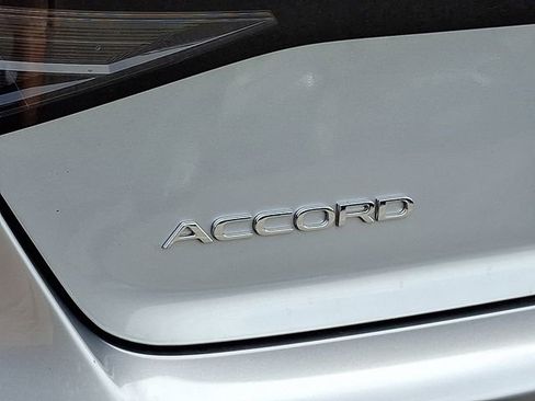 Used 2025 Honda Accord SE image 35