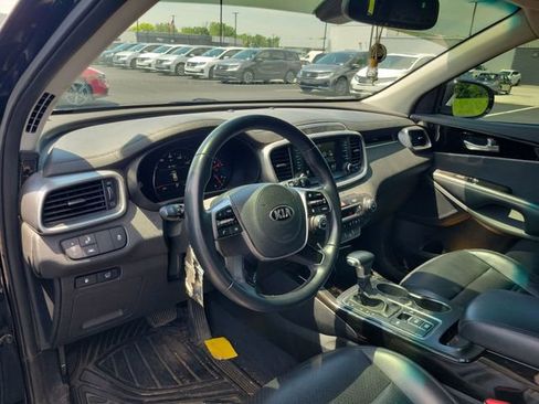 Used 2020 Kia Sorento EX FWD image 18