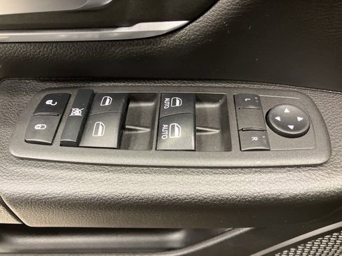 Used 2022 RAM 1500 Big Horn image 12