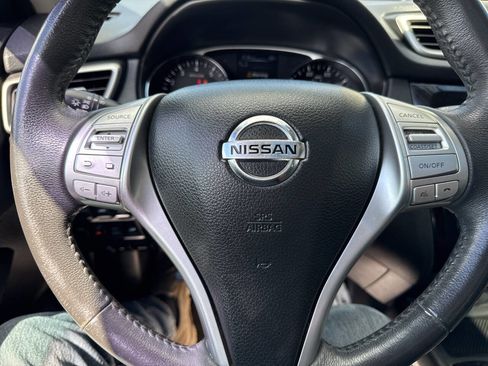 Used 2015 Nissan Rogue SL w/ SL Premium Package image 22