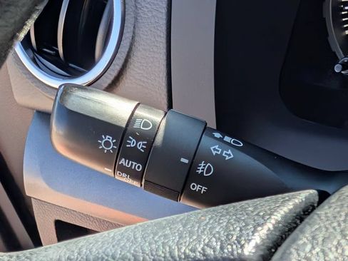 Used 2018 Toyota Tundra SR5 w/ SR5 Upgrade Package RWD image 30