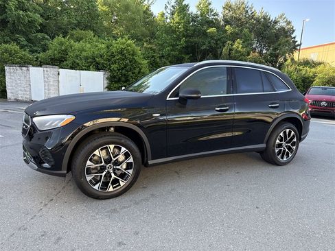 New 2025 Mercedes-Benz GLC 350e 4MATIC image 7