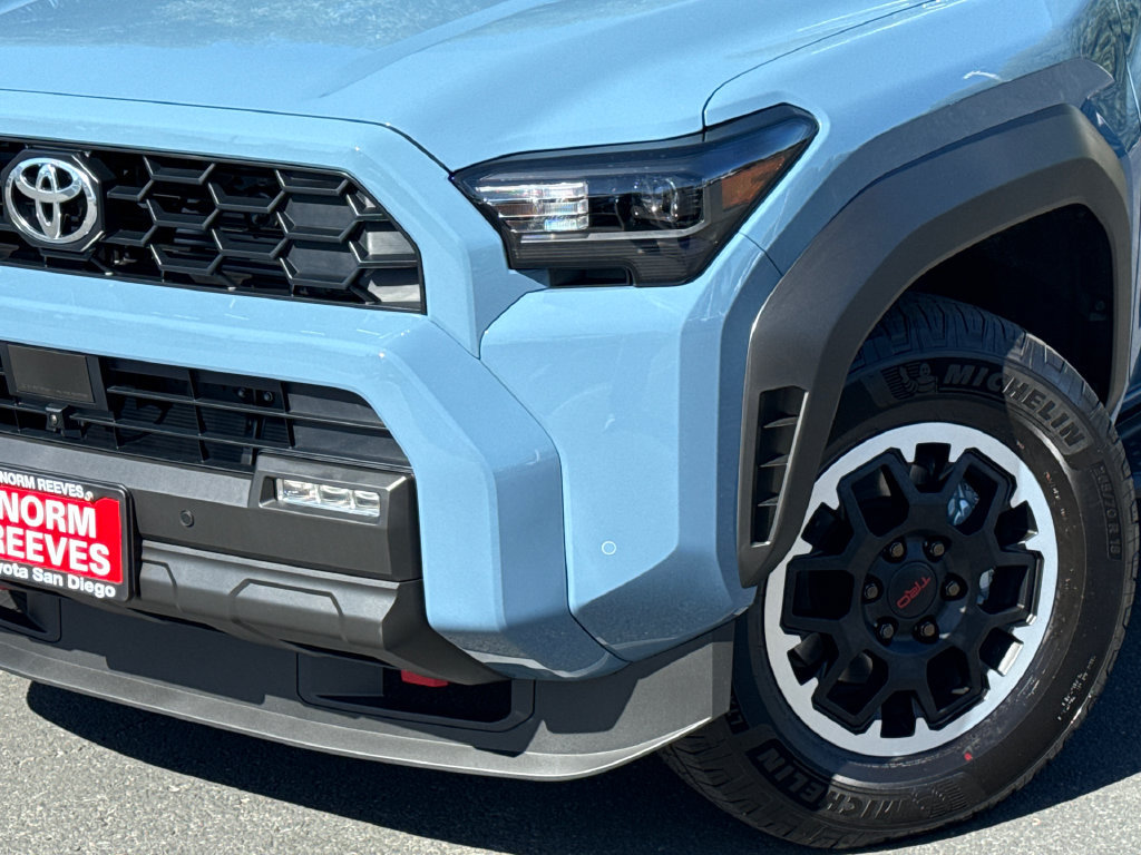 New 2026 Toyota 4Runner TRD Off-Road Premium AWD/4WD image 2