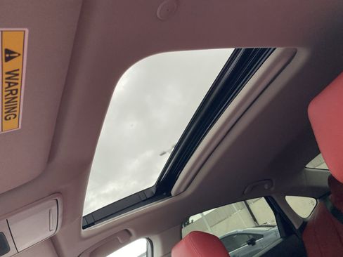 Used 2025 Honda Accord SE image 18