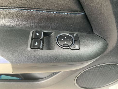 Used 2016 Ford Mustang Coupe RWD image 17