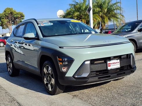 Used 2024 Hyundai Kona SEL AWD/4WD image 1