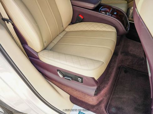 Used 2017 Bentley Bentayga image 53