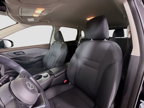 Used 2023 Nissan Rogue S image 20