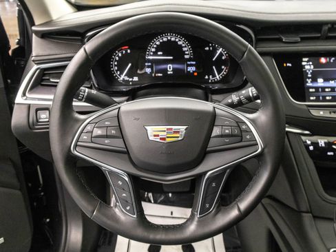 Used 2019 Cadillac XT5 Premium Luxury w/ Advanced Security Package image 24