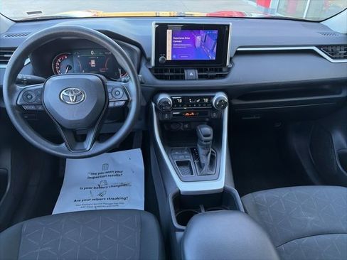 Used 2024 Toyota RAV4 XLE image 12