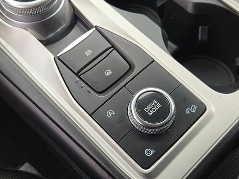 Used 2021 Ford Explorer XLT image 35