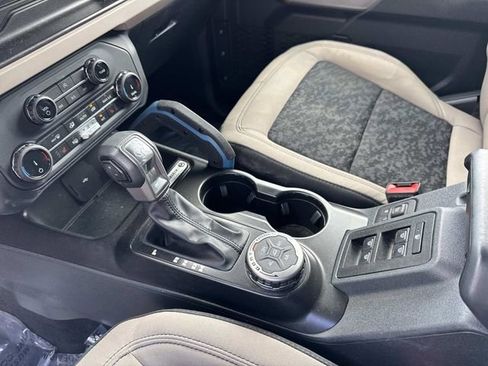 Used 2022 Ford Bronco Wildtrak AWD/4WD image 32