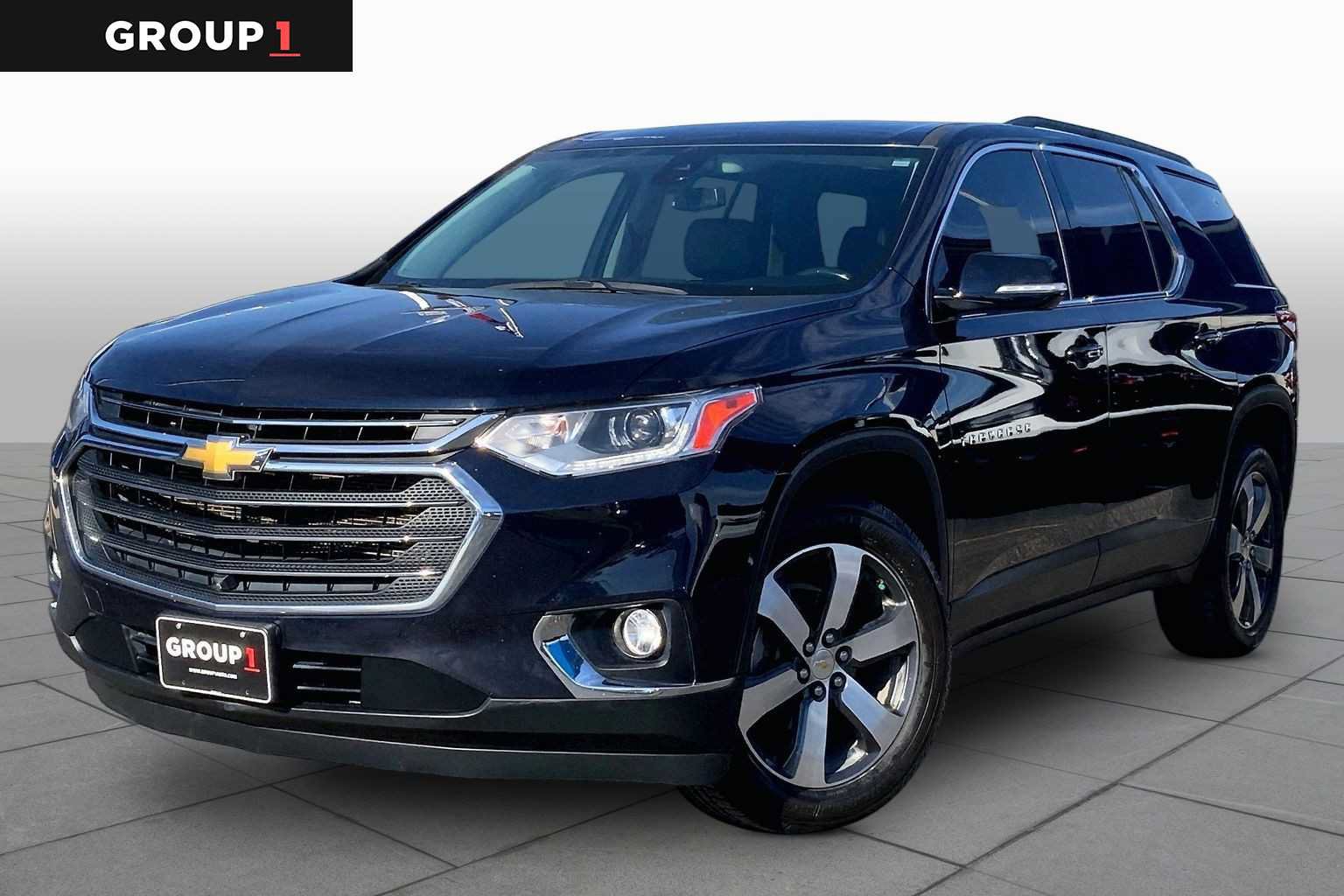 Used 2020 Chevrolet Traverse LT w/ LT Premium Package FWD image 1