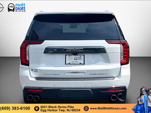 Used 2023 GMC Yukon Denali Ultimate AWD/4WD image 3