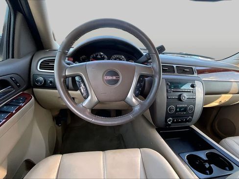 Used 2014 GMC Yukon SLT RWD image 6