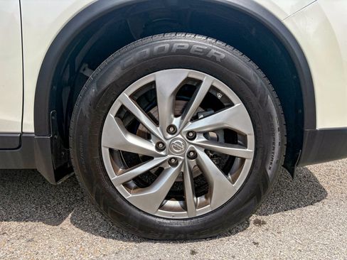 Used 2015 Nissan Rogue SL w/ SL Premium Package FWD image 14