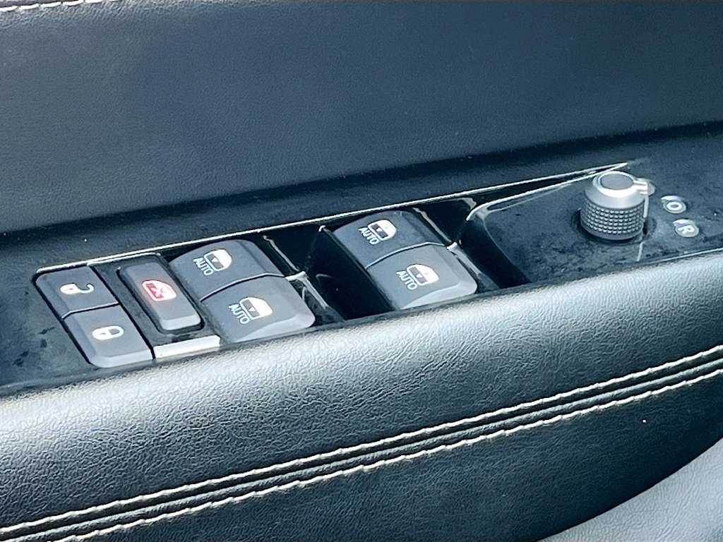 Used 2024 Jeep Wagoneer Series II w/ Convenience Group I AWD/4WD image 18