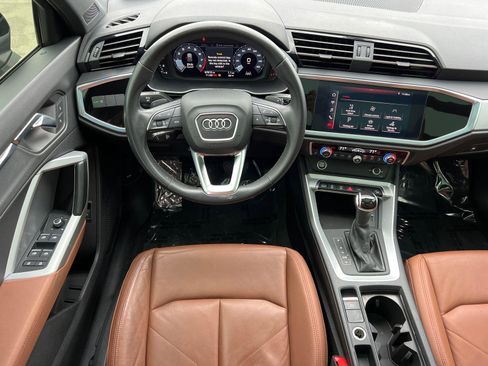 Used 2021 Audi Q3 2.0T Premium w/ Convenience Package image 23