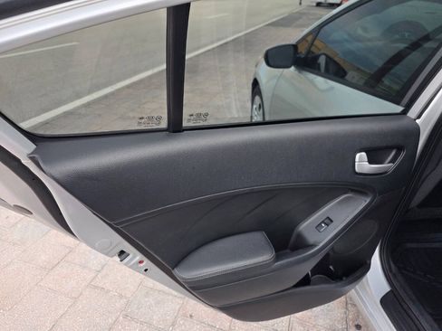 Used 2017 Kia Forte LX w/ LX Popular Package FWD image 17
