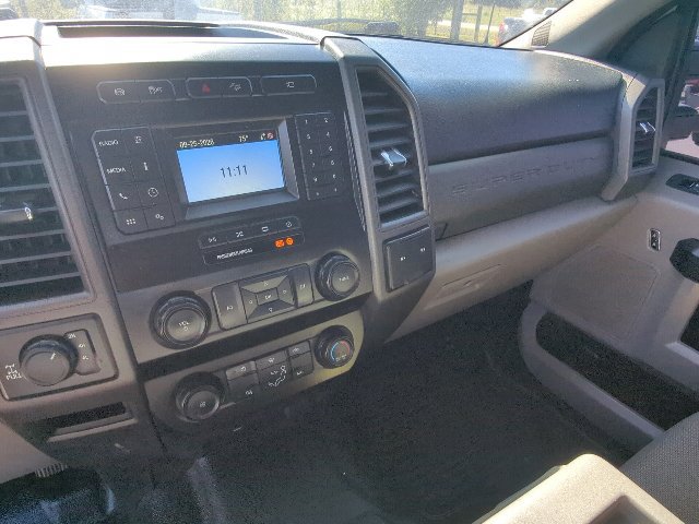 Used 2020 Ford F350 XL w/ STX Appearance Package AWD/4WD image 15