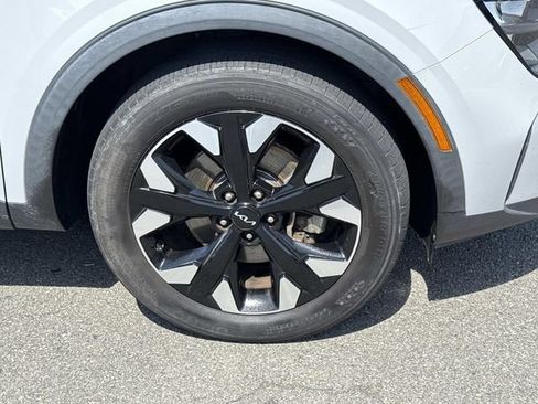 Used 2023 Kia Sportage X-Line w/ X-Line Premium Package AWD/4WD image 7