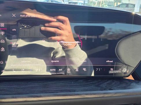 New 2025 Audi Q5 Prestige image 29