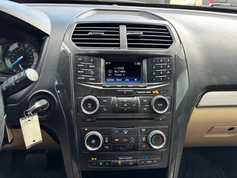 Used 2017 Ford Explorer 4WD image 4