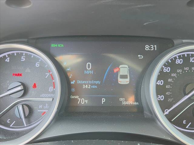 Used 2023 Toyota Camry XLE FWD image 11