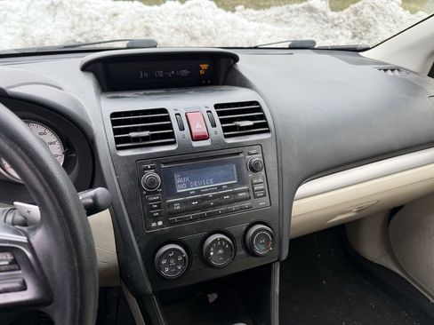 Used 2012 Subaru Impreza 2.0i Premium w/ All-Weather Pkg image 8