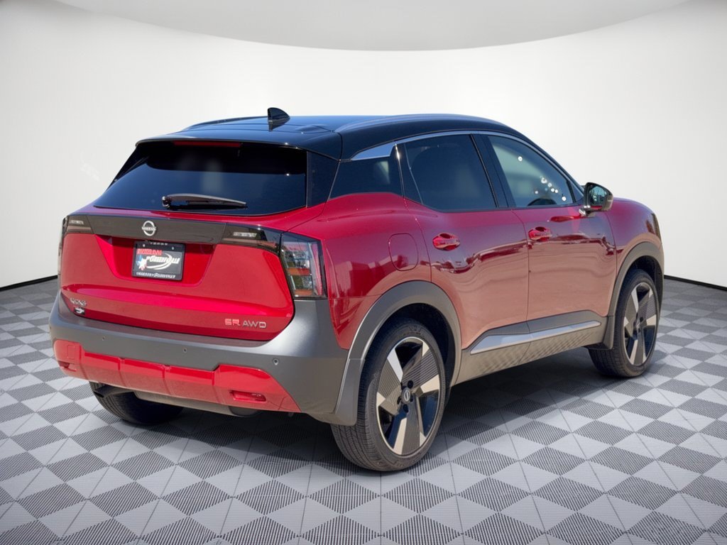 Used 2025 Nissan Kicks SR w/ SR Premium Package AWD/4WD image 9