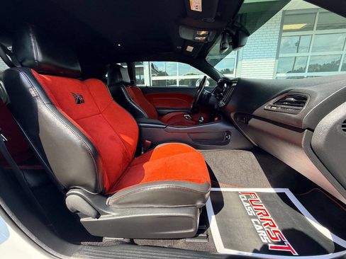 Used 2019 Dodge Challenger R/T Scat Pack RWD image 35