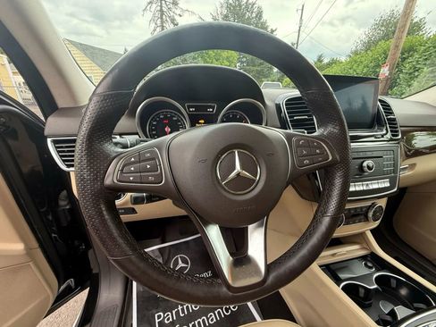 Used 2017 Mercedes-Benz GLE 350 GLE 350 4MATIC Sport Utility 4 image 25