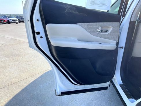Used 2021 Nissan Murano SL w/ SL Moonroof Package AWD/4WD image 18