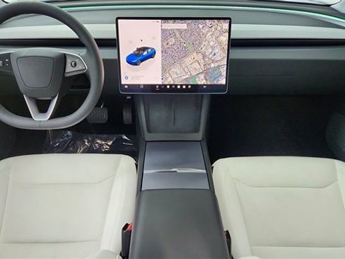Used 2025 Tesla Model 3 Long Range image 85