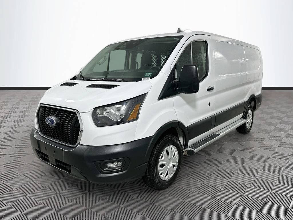 Used 2025 Ford Transit 250 Low Roof w/ Exterior Upgrade Package RWD image 3
