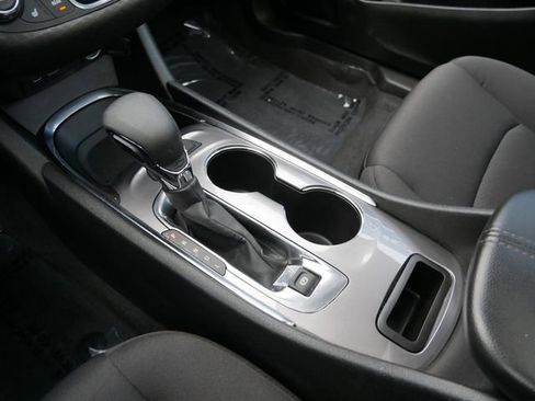 Used 2024 Chevrolet Malibu LT image 18