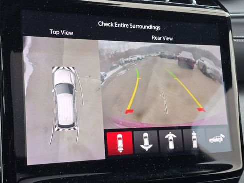 Used 2024 Jeep Grand Cherokee Limited 4xe w/ Luxury Tech Group II image 8