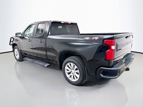 Used 2020 Chevrolet Silverado 1500 Custom w/ Custom Value Package image 6