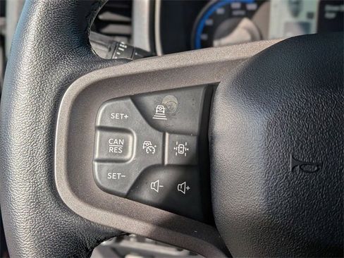 Used 2022 Ford Bronco Wildtrak image 16